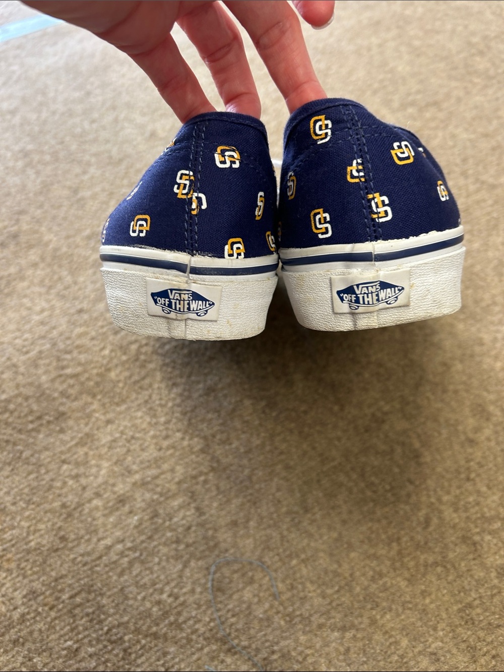 Vans Men’s Navy Canvas Sneakers with San Diego Padres Logo Print - Picture 6 of 6